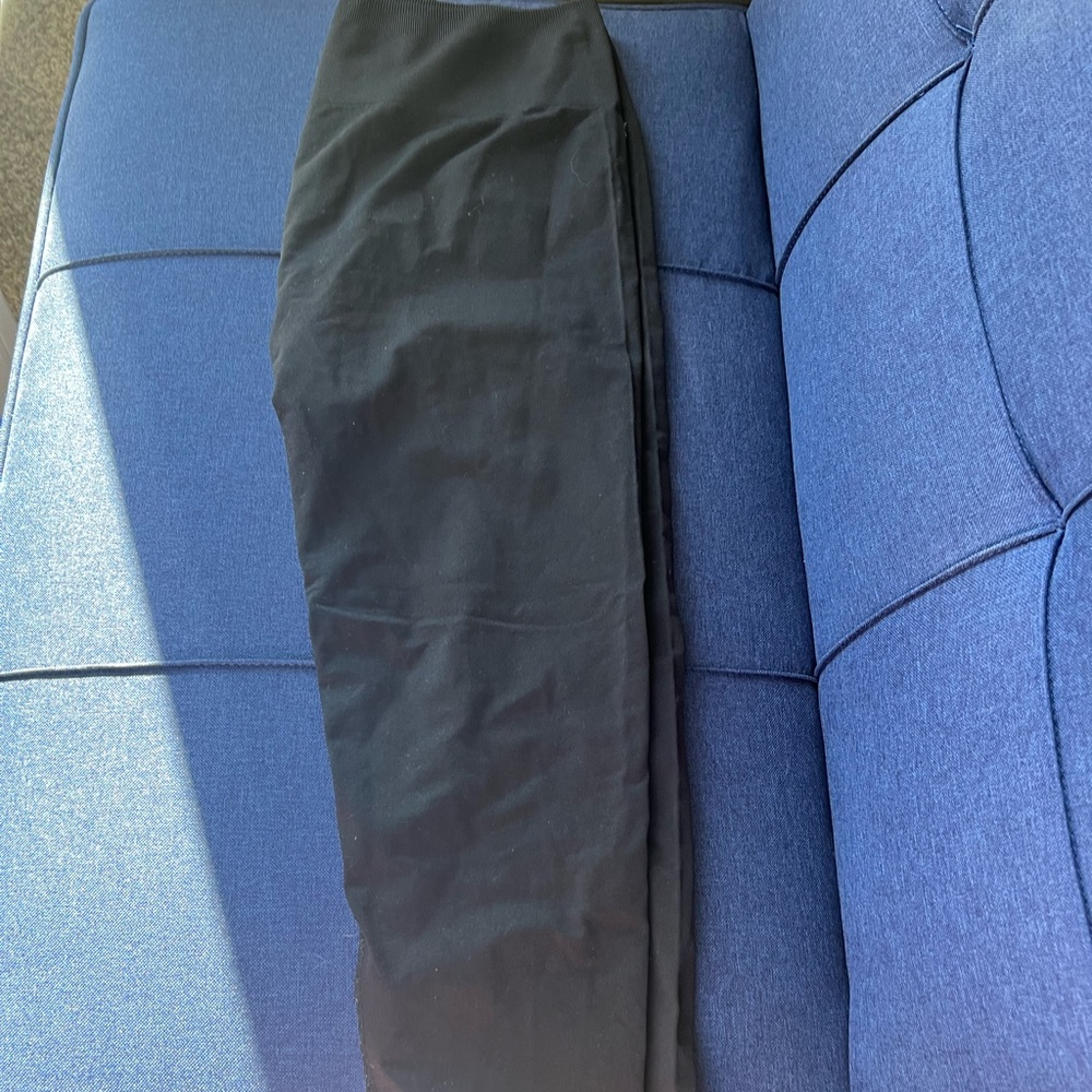 Black Fabletics Leggings